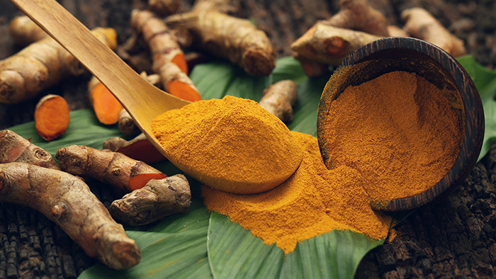 Turmeric and turmeric/curcumin extract powder.